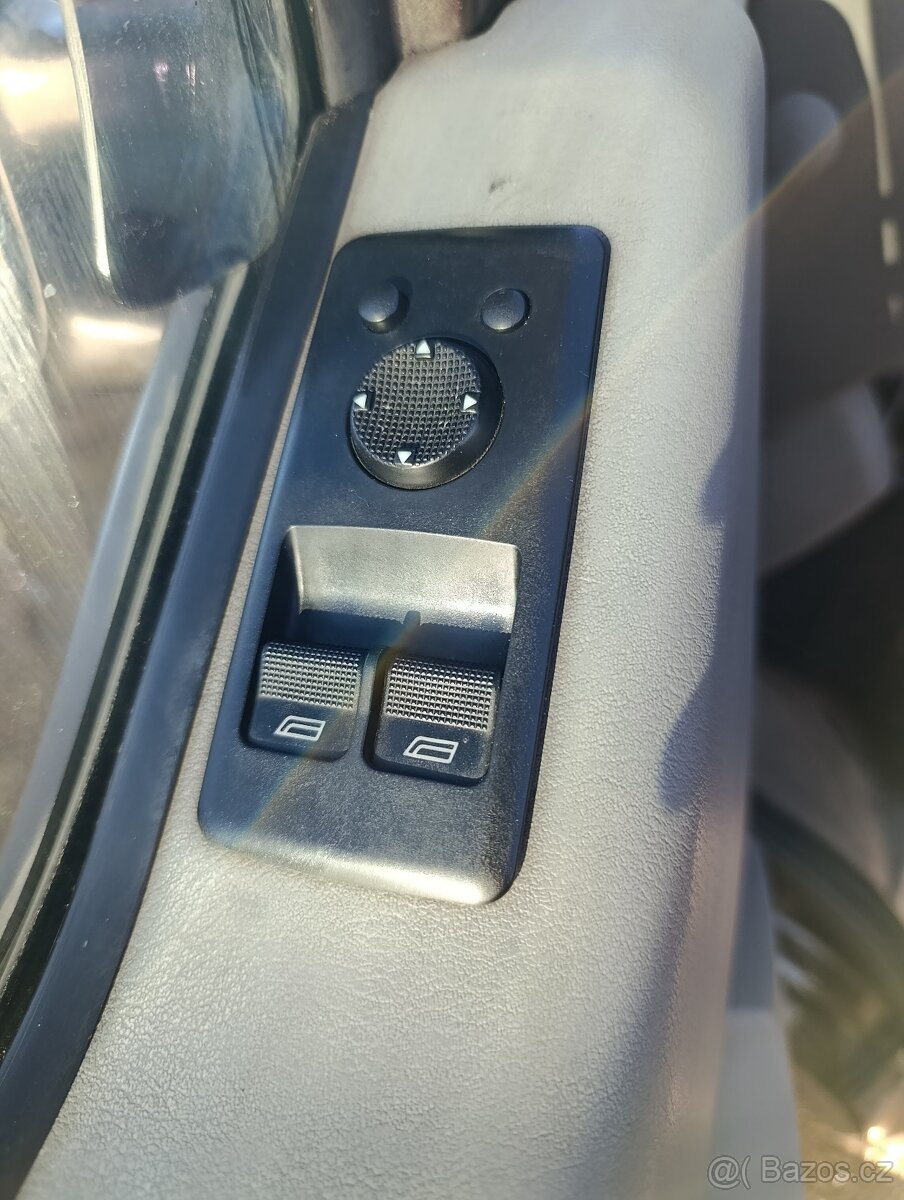 rodám Volkswagen T4 Multivan 1.9Td - 12