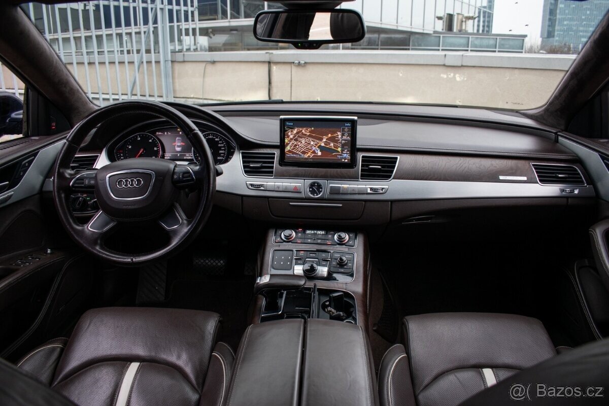 Audi A8,3.0tdi,184kw,250ps,model 2013,max vybava,20alu - 12