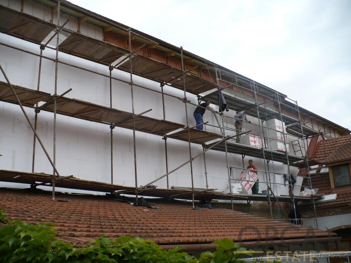 Komerční objekt ve Veselí nad Moravou - 12