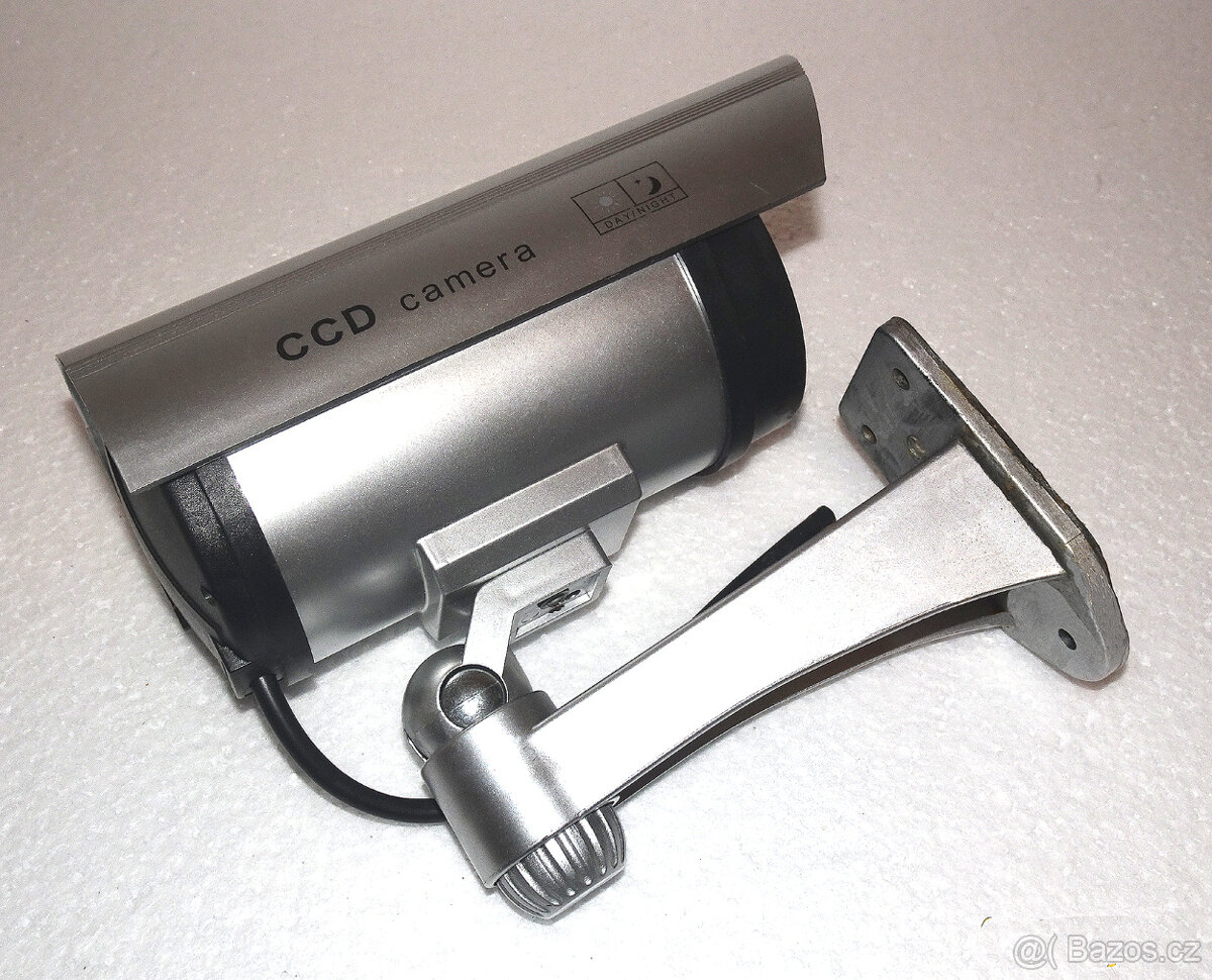 Venkovní BEZPEČNOSTNÍ SMART KAMERA - 12