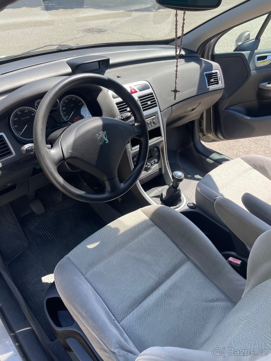 Peugeot 307 SW - 12
