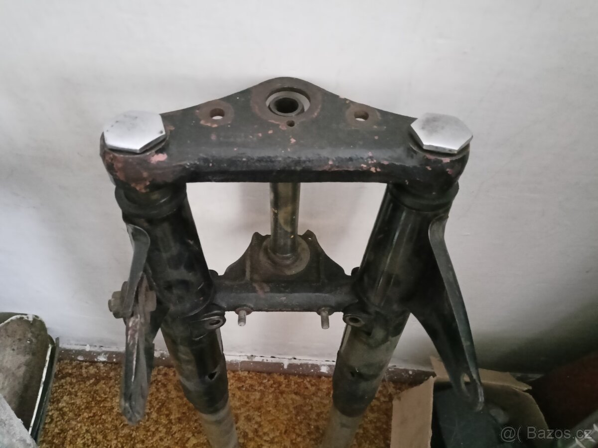 Díly Ural, Dněpr, M72 apod. motocykl boxer - 12