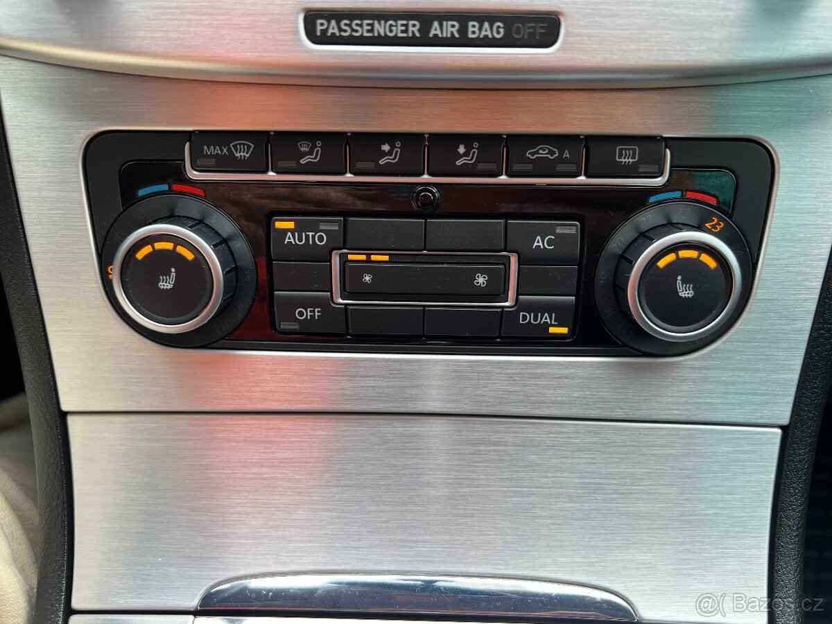 Volkswagen Passat CC, 2.0 TDi 103kW PĚKNÉ - 12