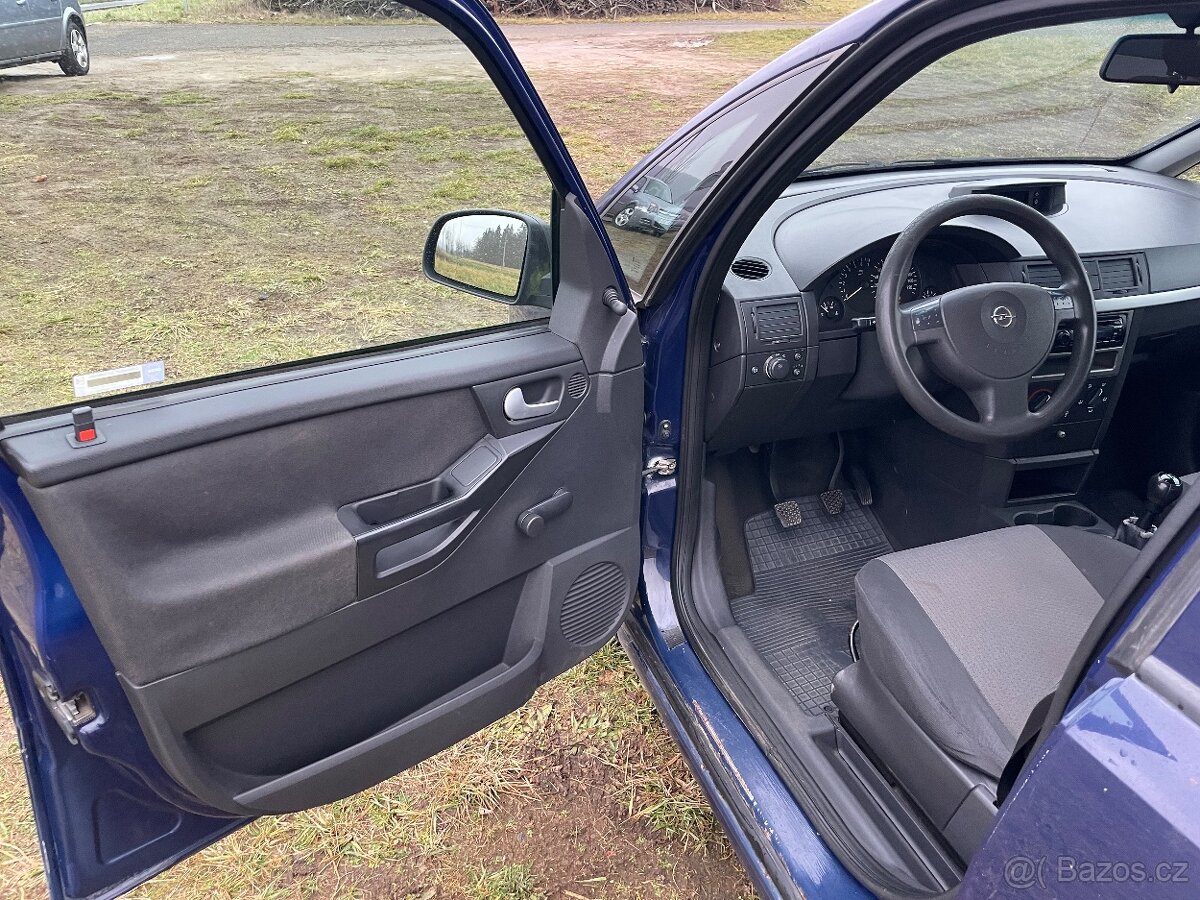 Opel meriva 1.6 - 12