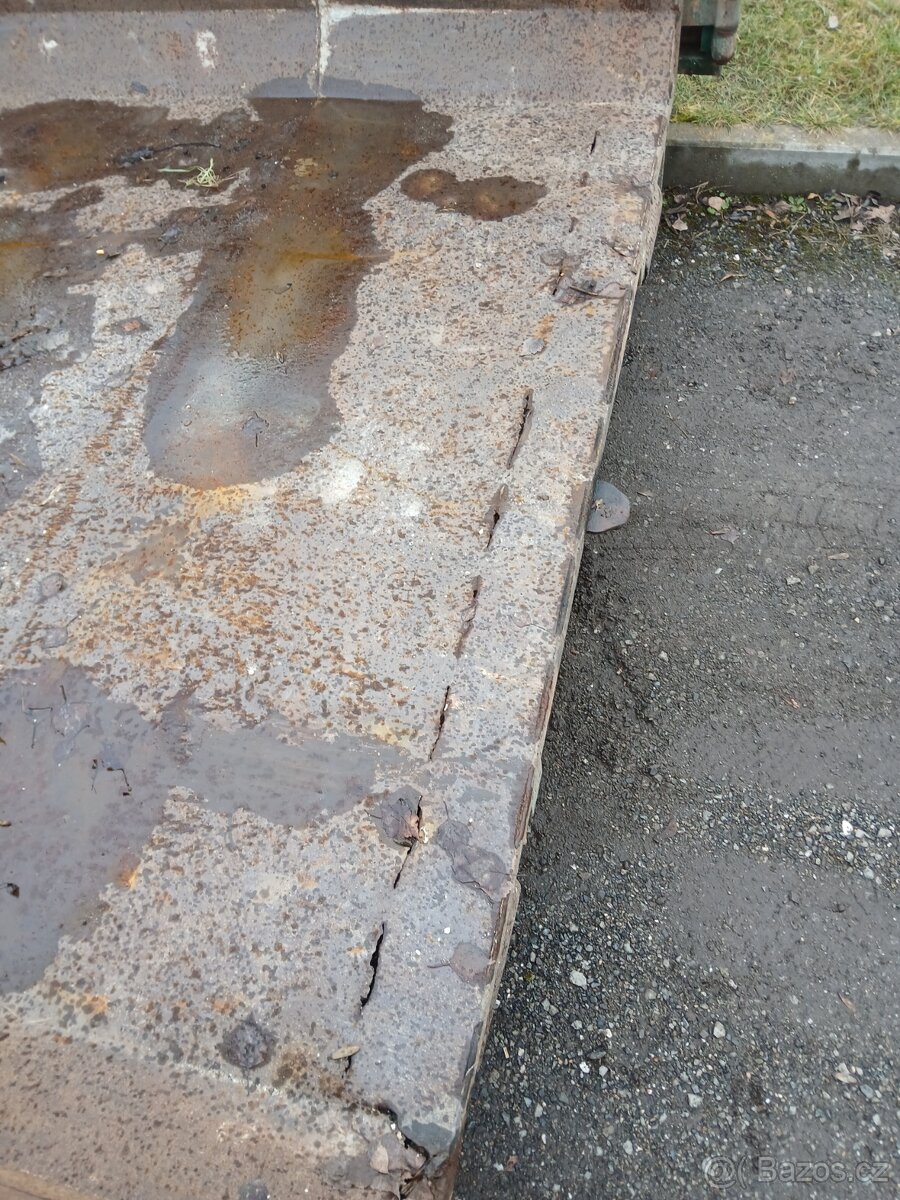 Hakový kontejner - 12