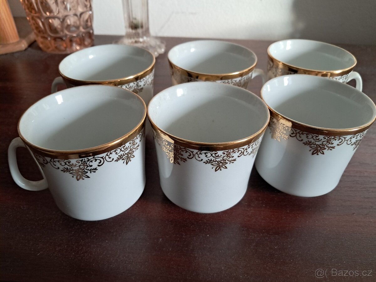 Staré skleničky, hrnečky, sklo - 12