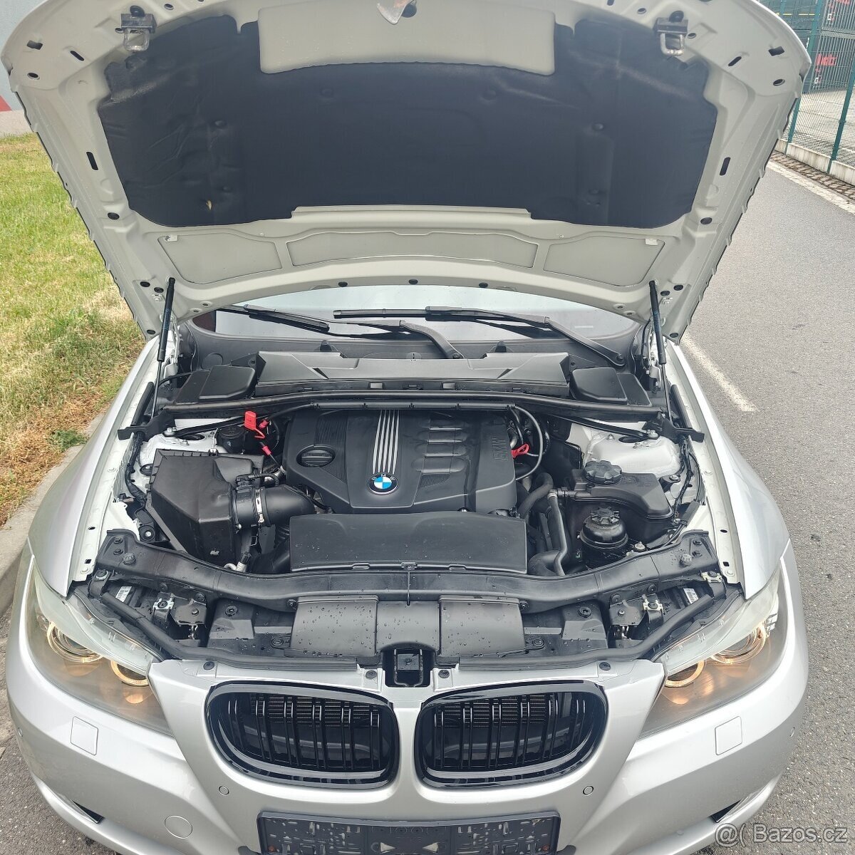 BMW E91 320D xDrive 4X4 160tis.km Švýcarsko - 12