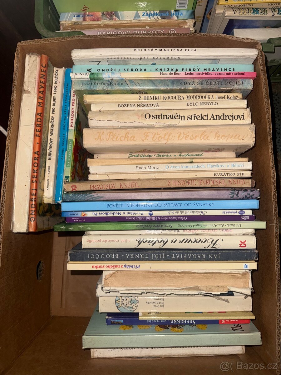 Knihy různých druhů - 12