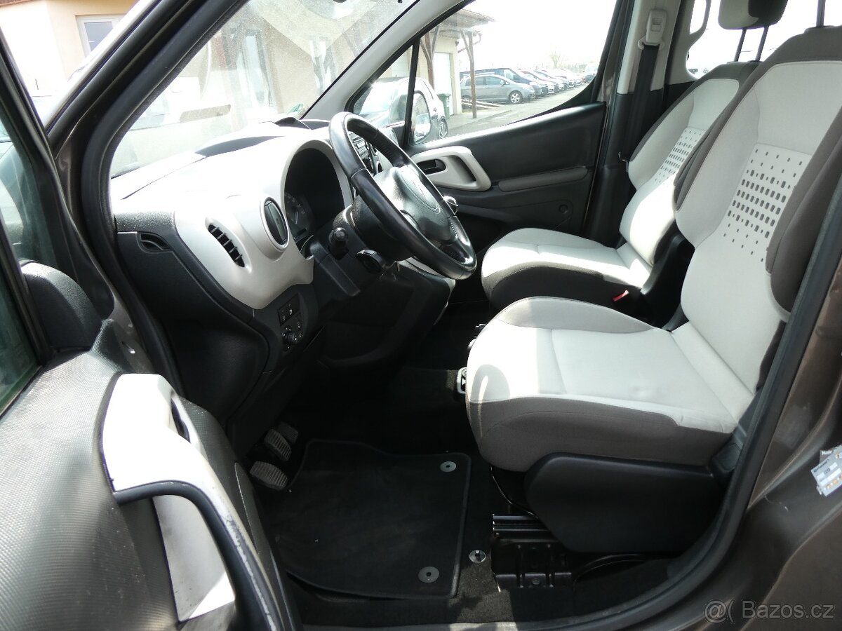 Citroën Berlingo 1.6 HDi 73kW MULTISPACE, závěs - 12