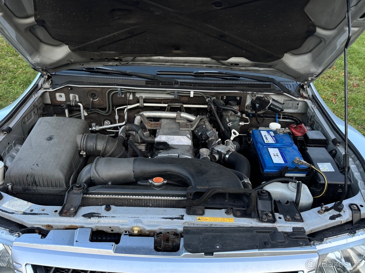 Mitsubishi Pajero 3.2 2004 4x4 - 12