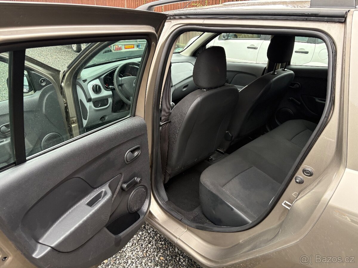 Dacia Logan MCV 1.2i, 1. majitel - 12