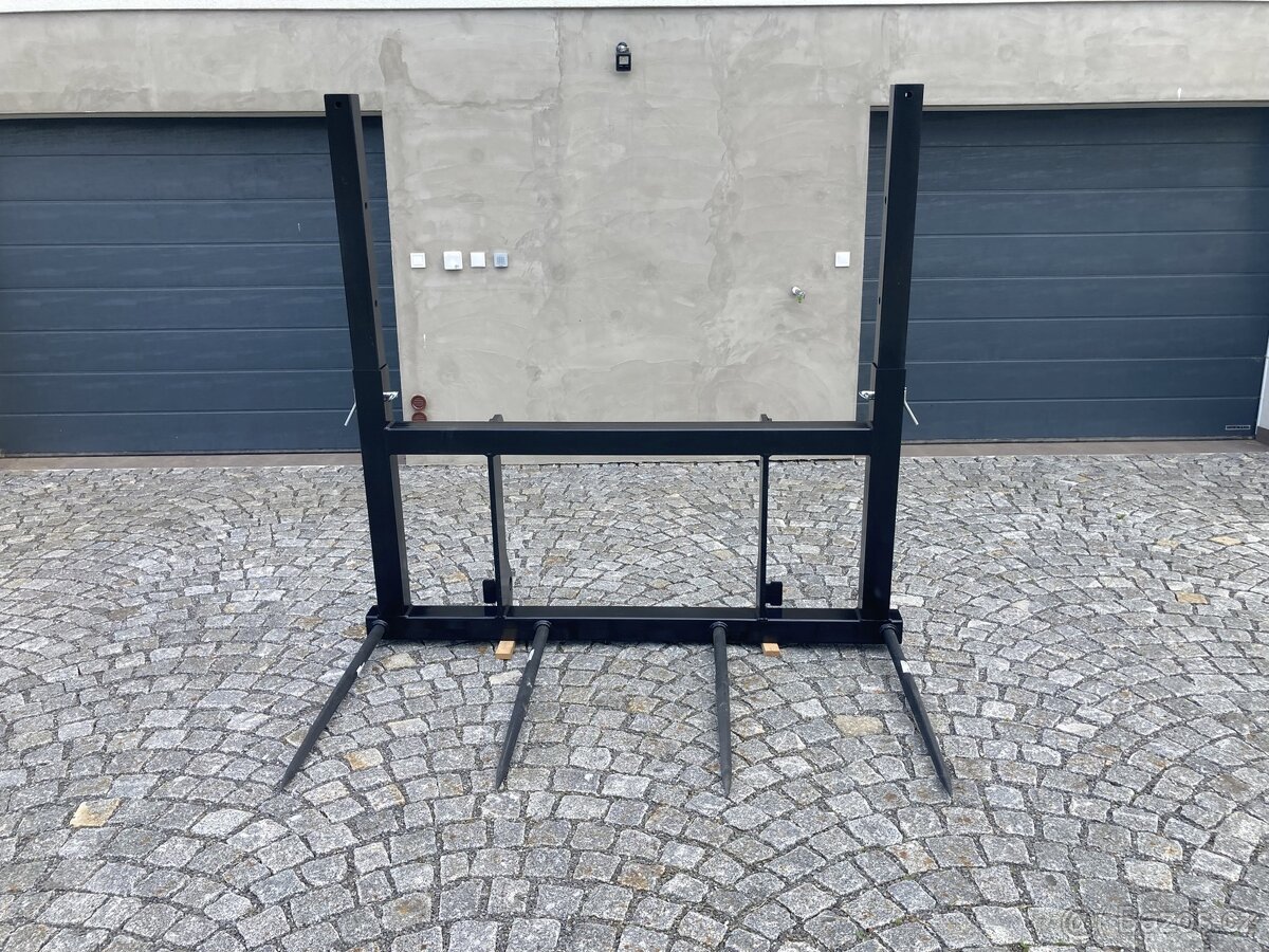 Nosič balíků na manipulátor/vidle na balíky/sklopné hroty - 12