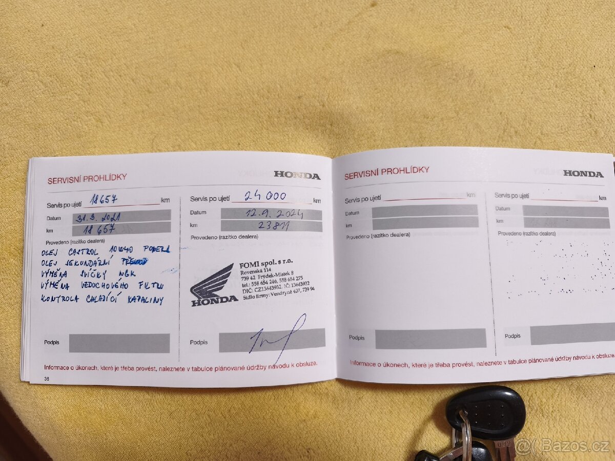 Havarovaný skůtr Honda PCX 125 - 12