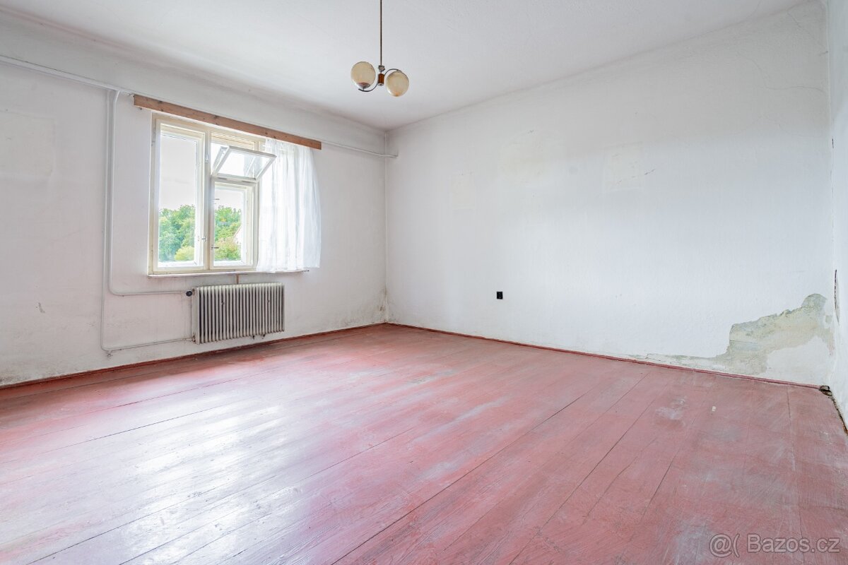 Prodám RD ve Štěkni - 12