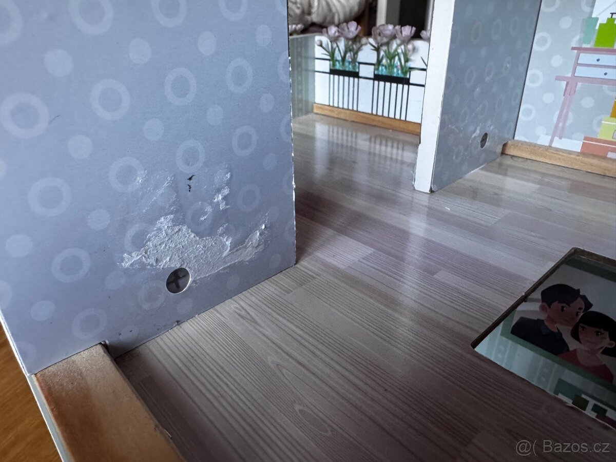 Domeček pro panenky s vybavením - 12