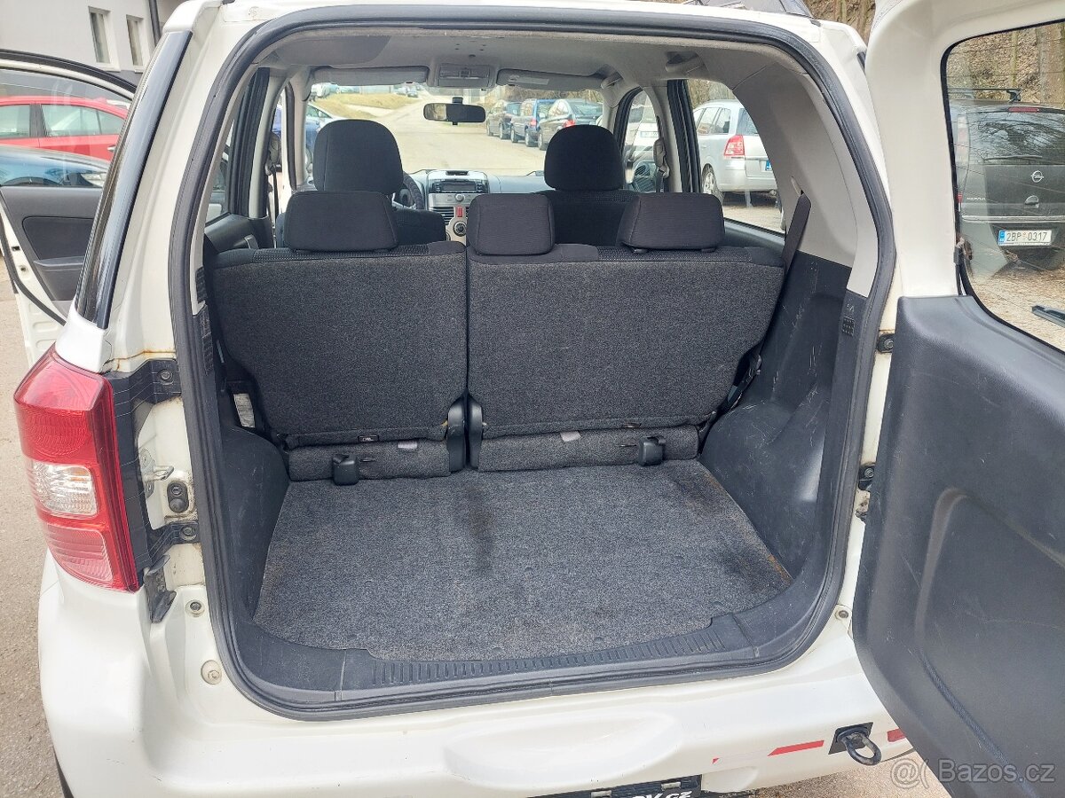Daihatsu Terios 1.5, 77kw, 4x4, rok 2008... - 12