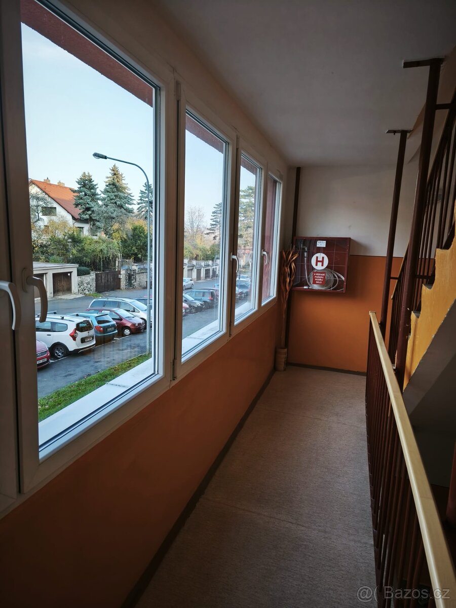 Pronajmu byt 4+1v Mostě - 12