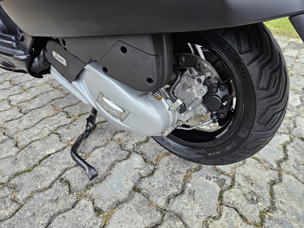 Piaggio Vespa GTS Super Notte 125ccm, 2/2021, i-get - 12
