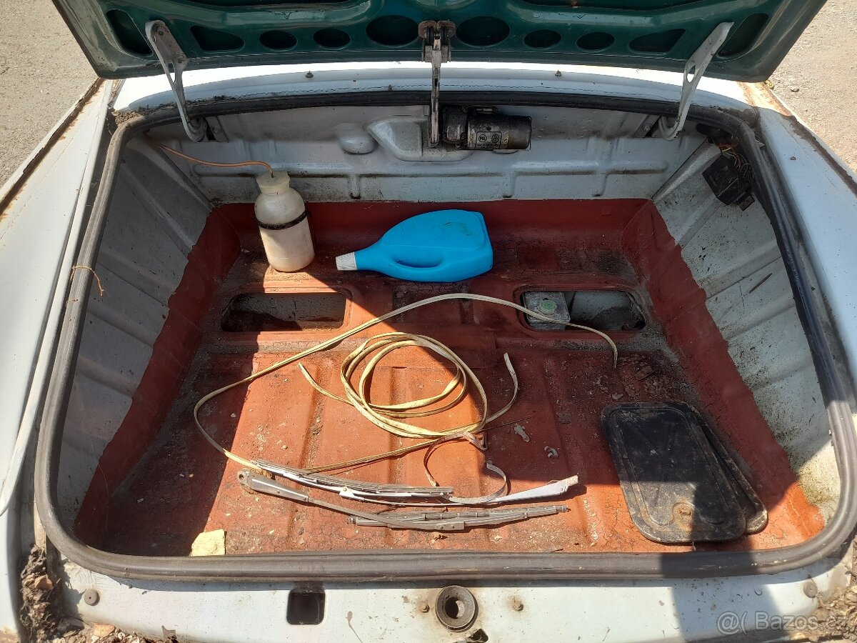 Škoda 1000MB - De Luxe - 12