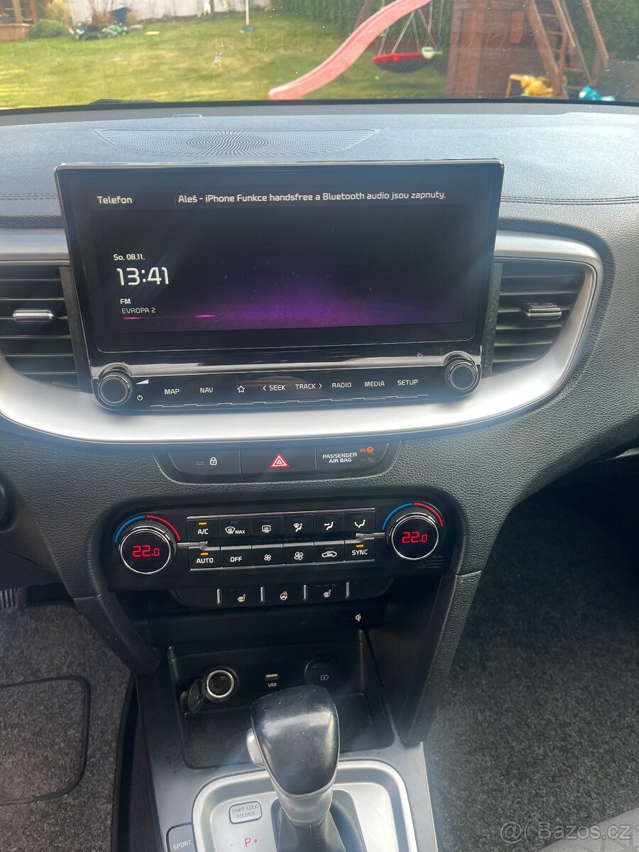 Kia ceed sw 1.6 crdi 100 kw - 12