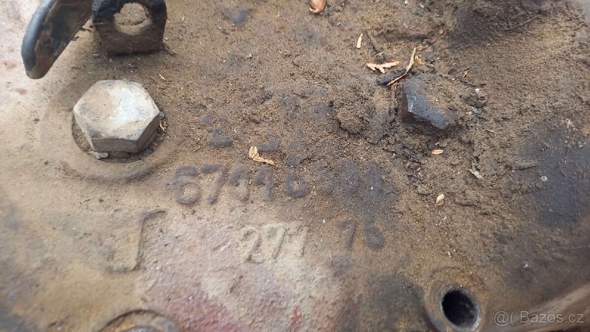 Zetor6718/převodovka (zadek) - 12