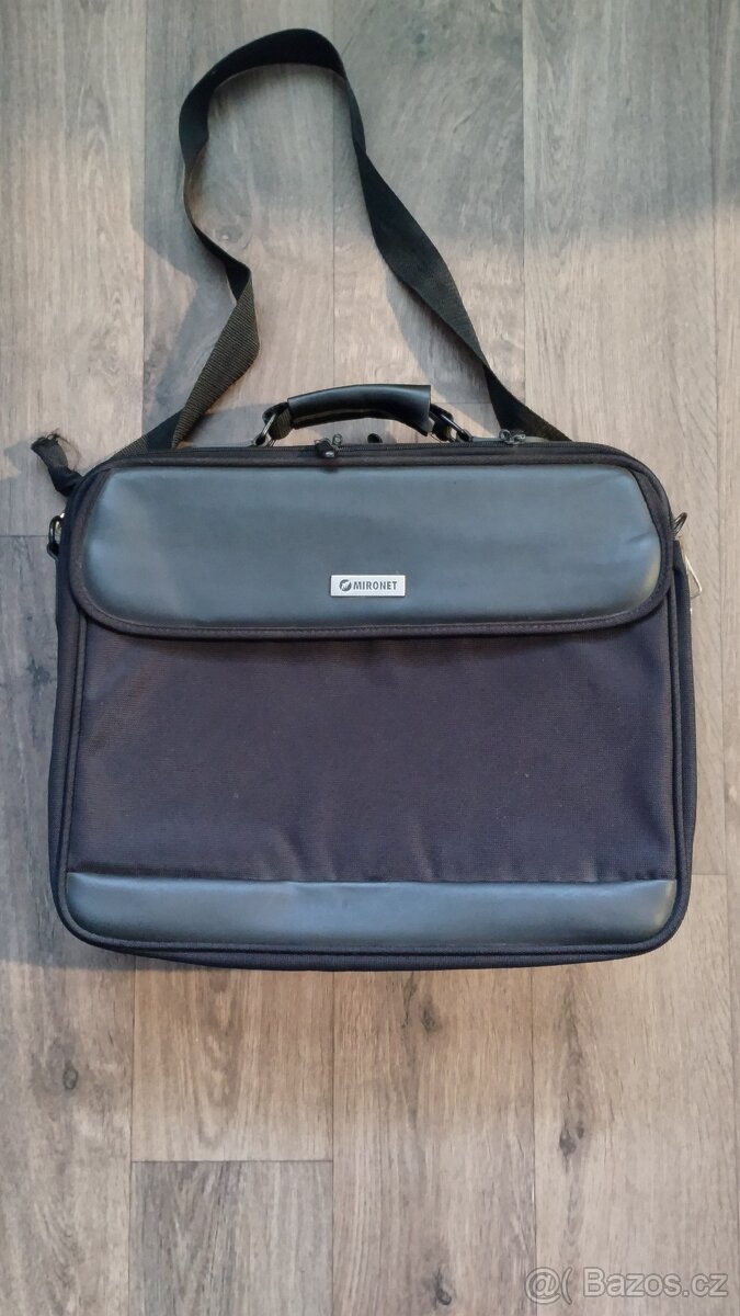 Notebook Acer TravelMate P255 series, model NO: V5WC2. 15,6“ - 12