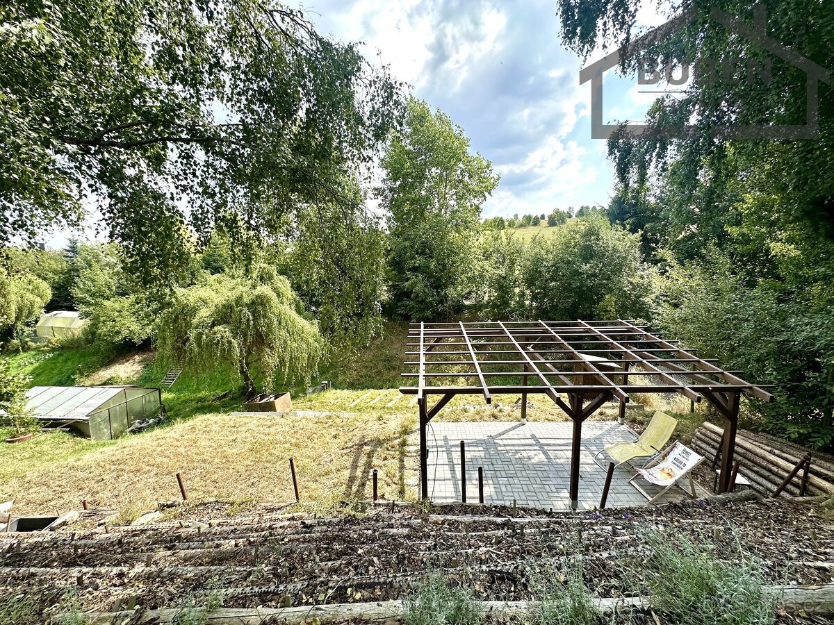 Zahrada (365m2) s chatou (16 m²) - Tachov, ul. Příčná - 12