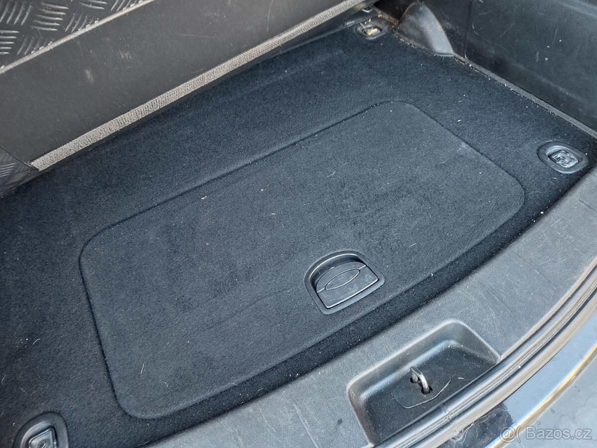 152.000km Krásný.Bez Koroze 4x4 Ssangyong Kyron2 2.0XVT Aut. - 12