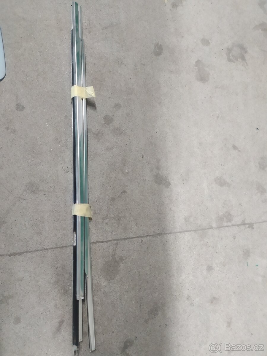 BMW E60/E61 535d 200kw mix věcí na foto - 12