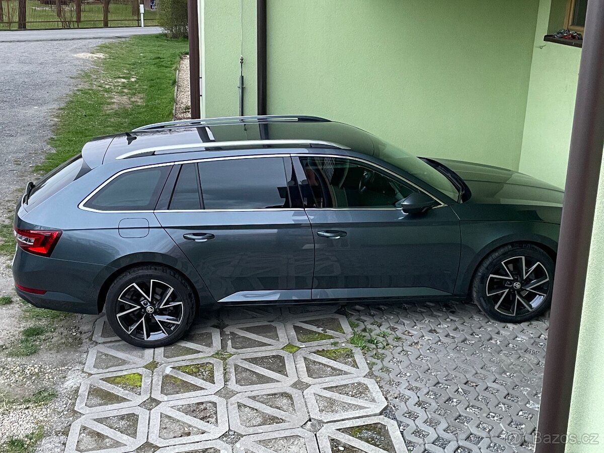 Škoda Superb 3combi 2.0Tdi 110kw - 12