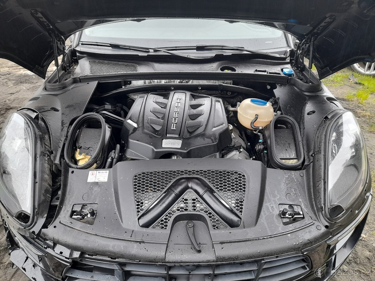 Porsche macan Europe - 12