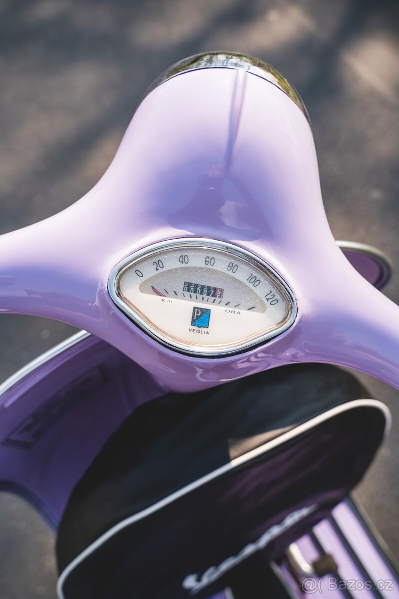 Motorka Piaggio Vespa 150CC (1965) - 12