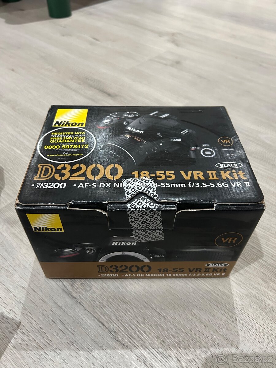 Nikon D3200 18-55 a 18-200mm objektiv - 12
