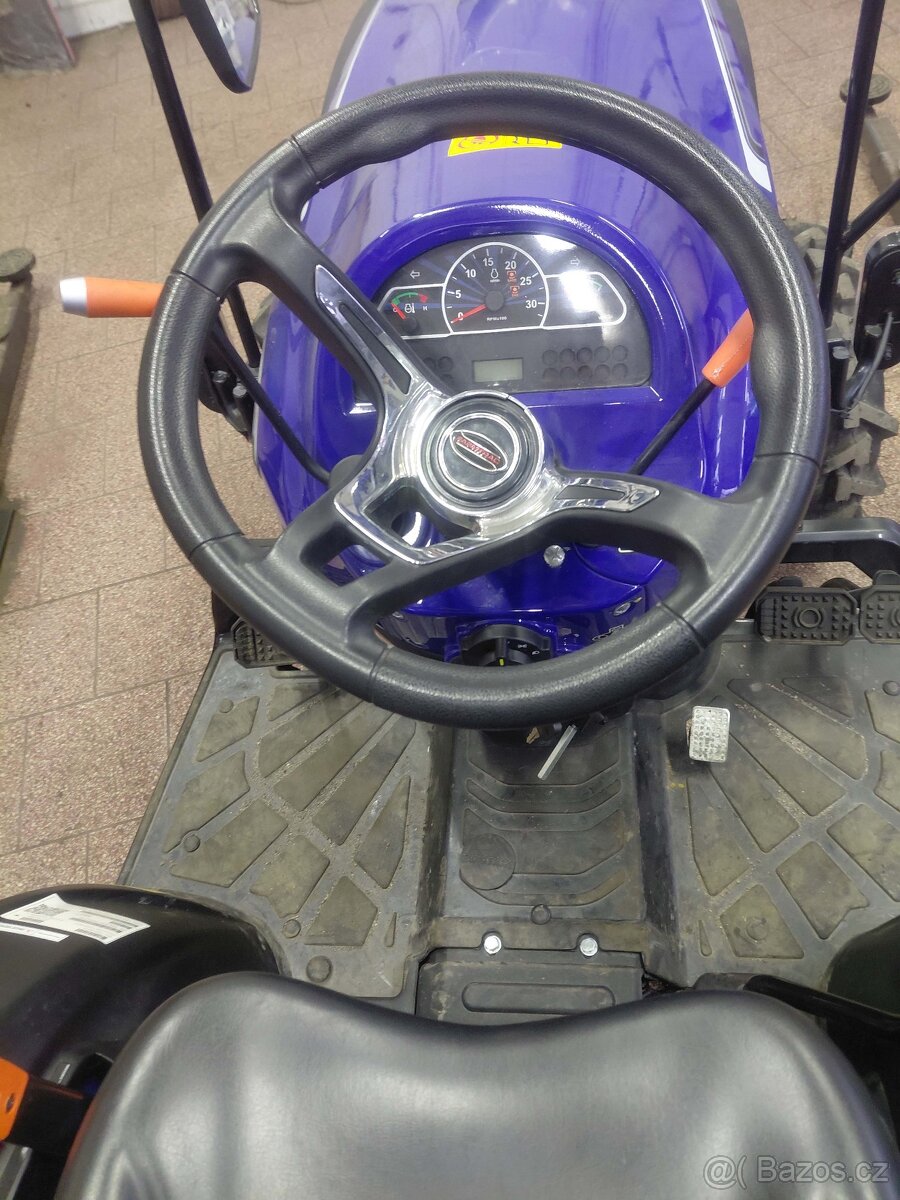 Malotraktor Farmtrac 26 4WD PRO - 12
