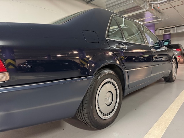 Mercedes Benz , S class , 400SEL W140 - 12