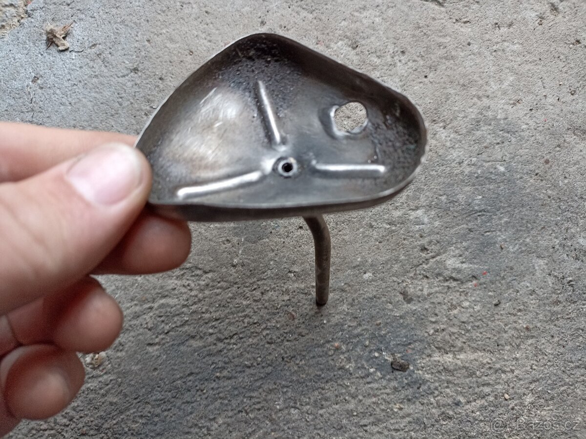 Jawa PIONÝR nožní brzda,Startovací .páka - 12