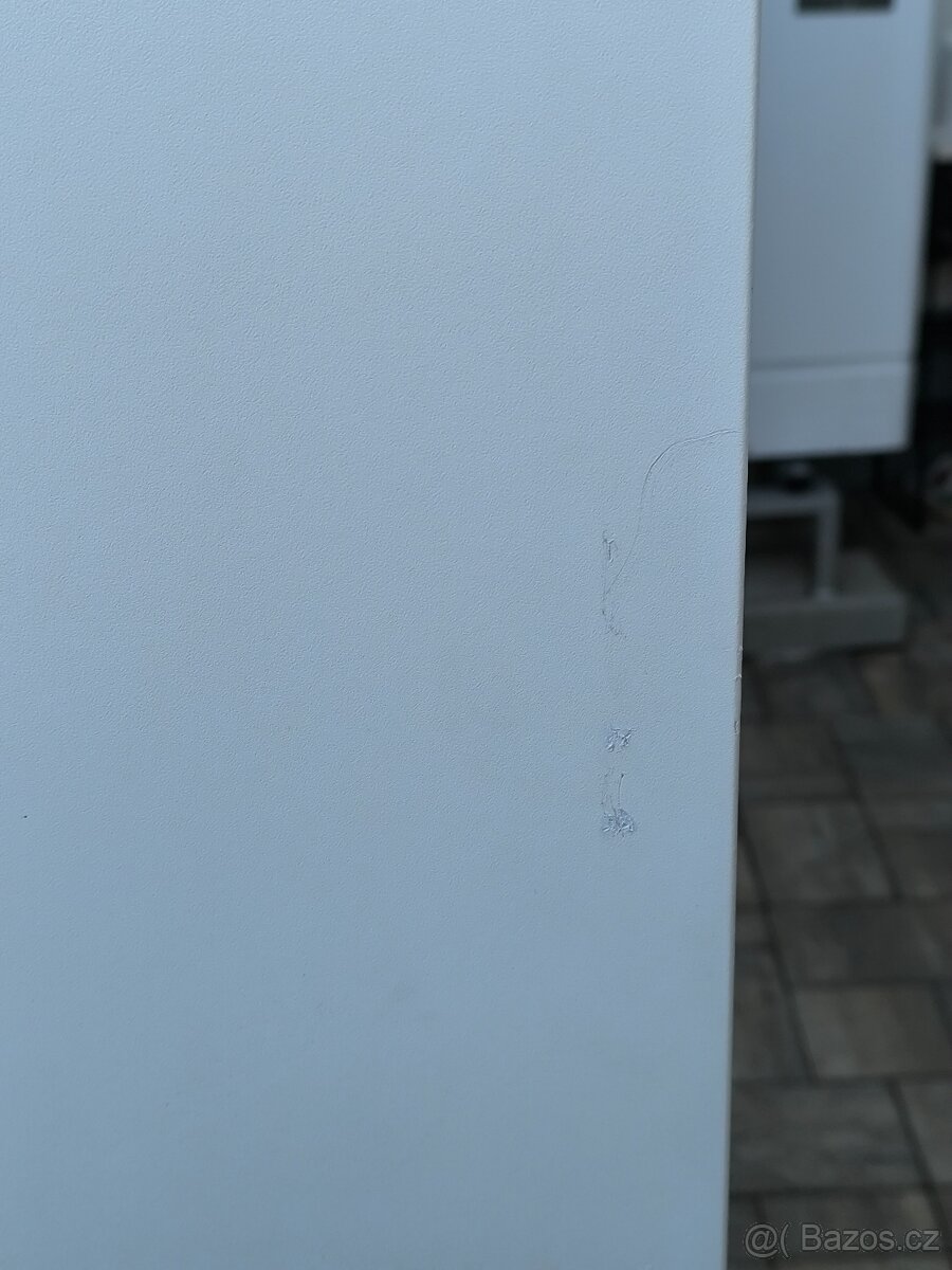 Prodám rohovou šatní skříň PAX - 12