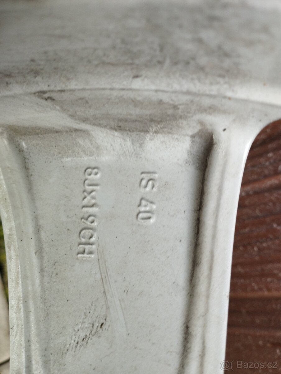 Originální kompletní kola JLR 235/55 R19 - 12