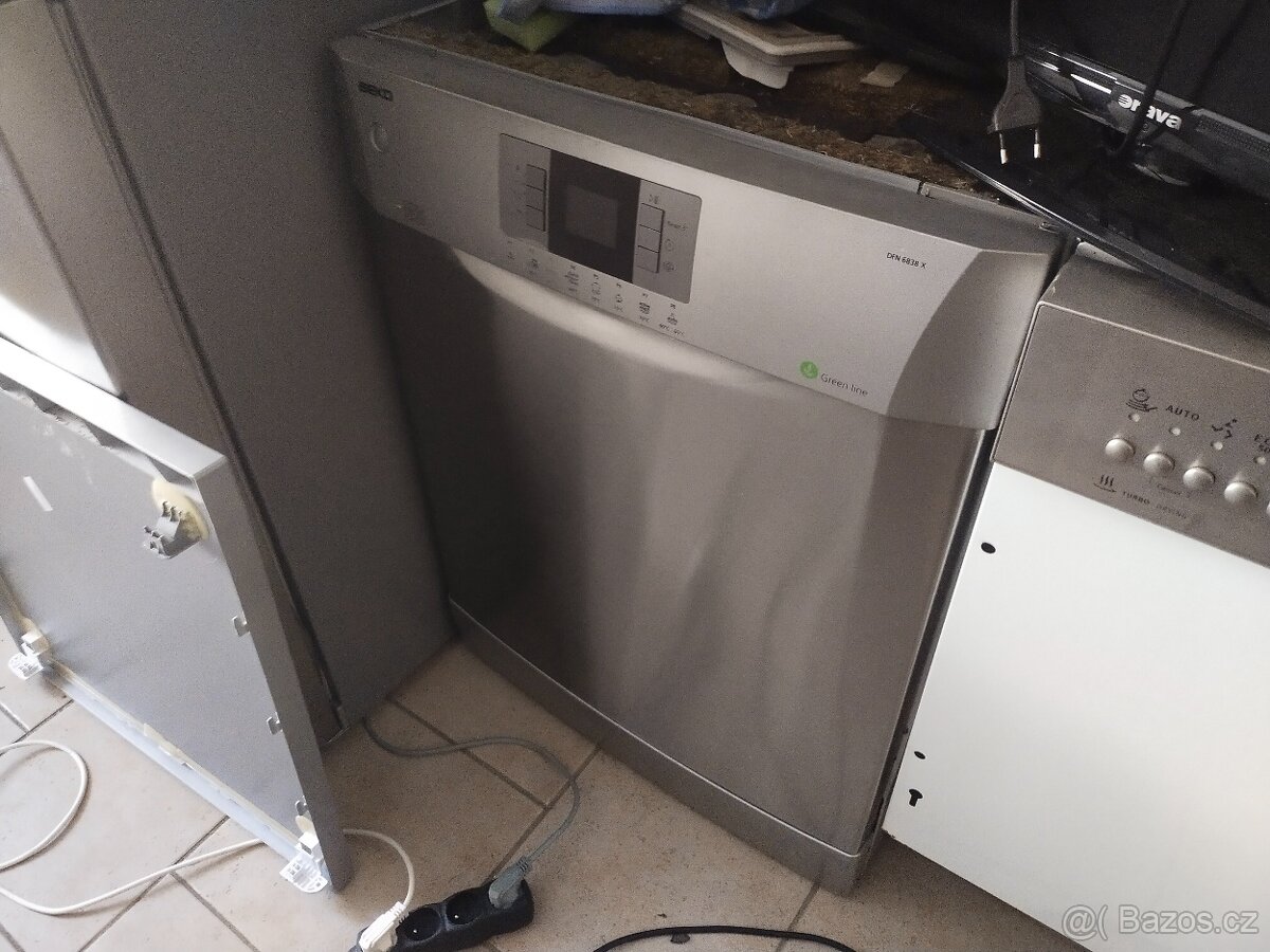 Prodám myčku zn. ELECTROLUX-- AEG o šíři 45 cm--DOVEZU-- - 12