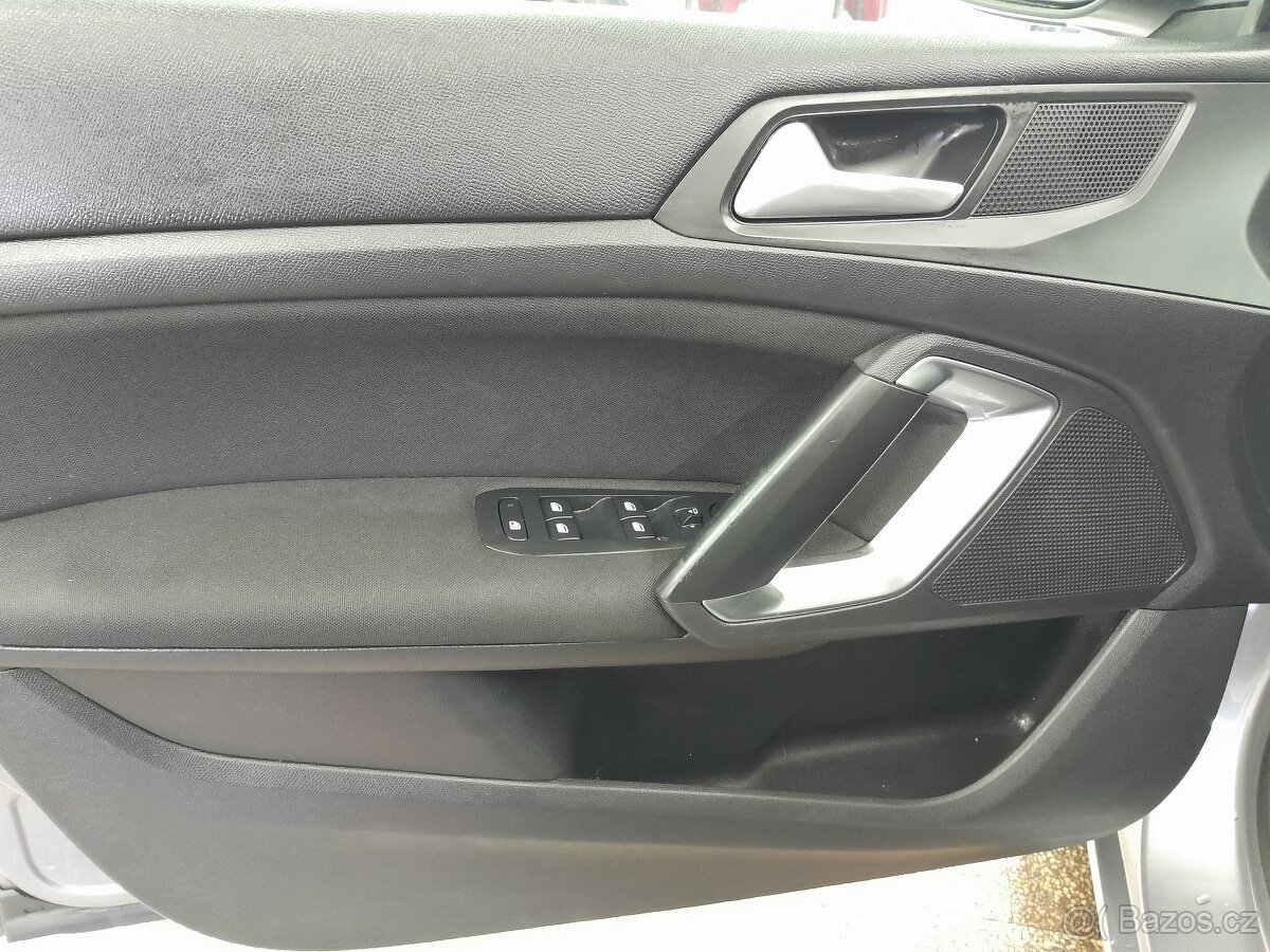 Peugeot 308 1,2t 110 - 12