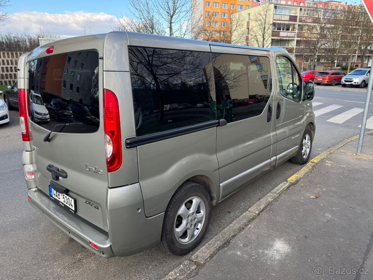 Renault Trafic - 12