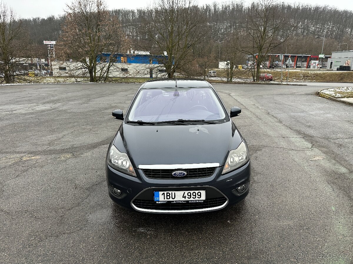 Ford Focus 1.6 kombi - 12