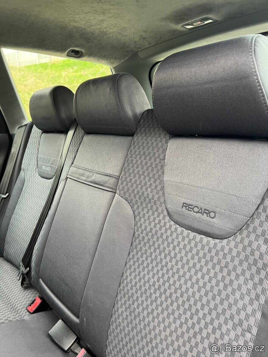 Audi A4 B5 1.9 TDI S4 LOOK - 12