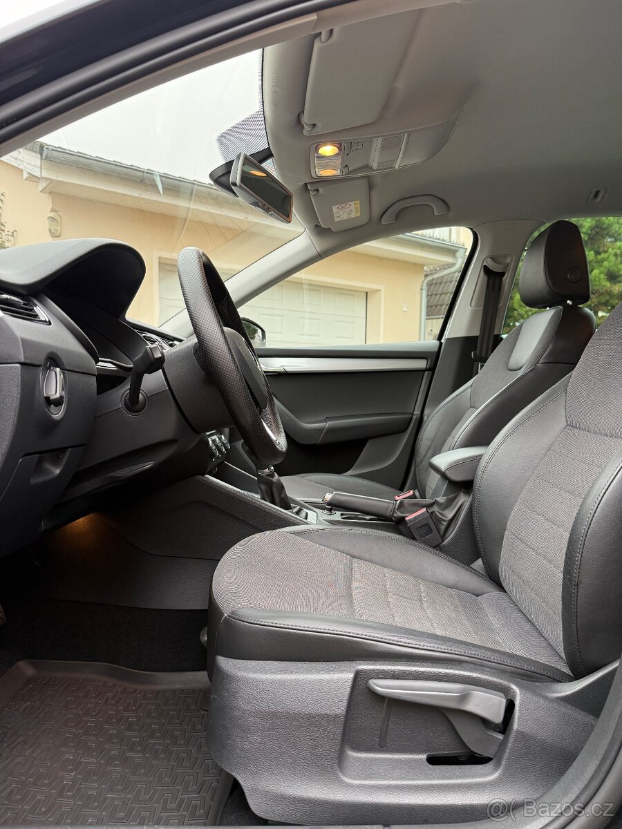 Škoda Octavia Elegance Combi III 2.0 TDI 110KW - 12