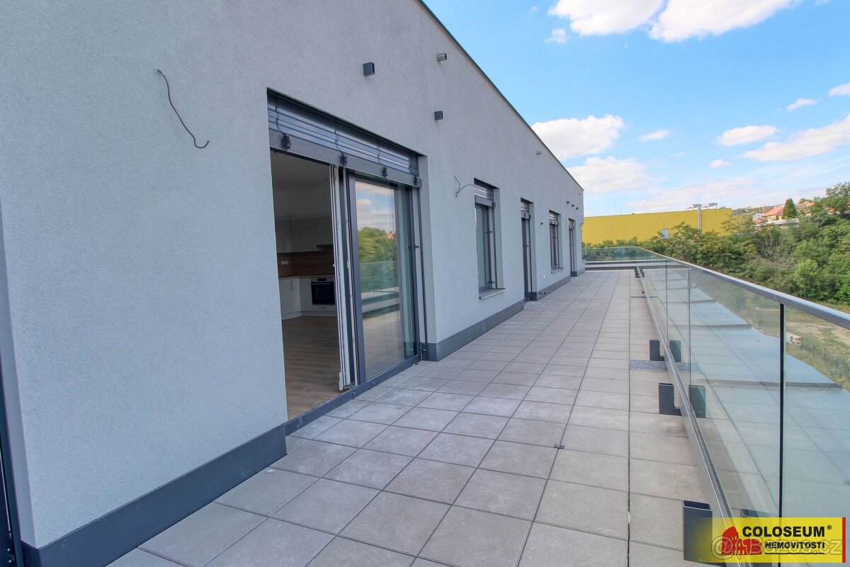 Znojmo, pronájem bytu OV 2+kk, 62 m², terasa – byt - 12