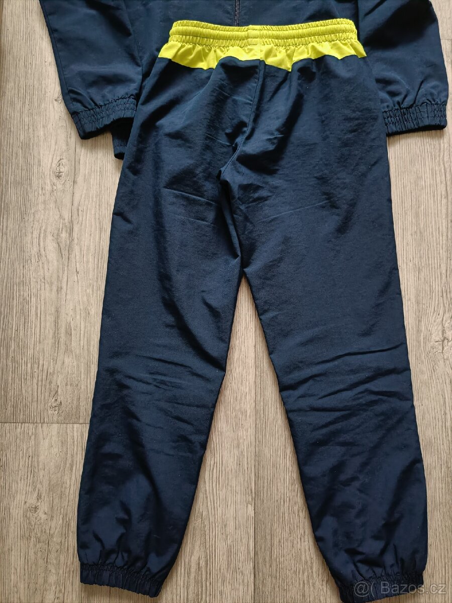 Souprava vel. 134/140 - 12