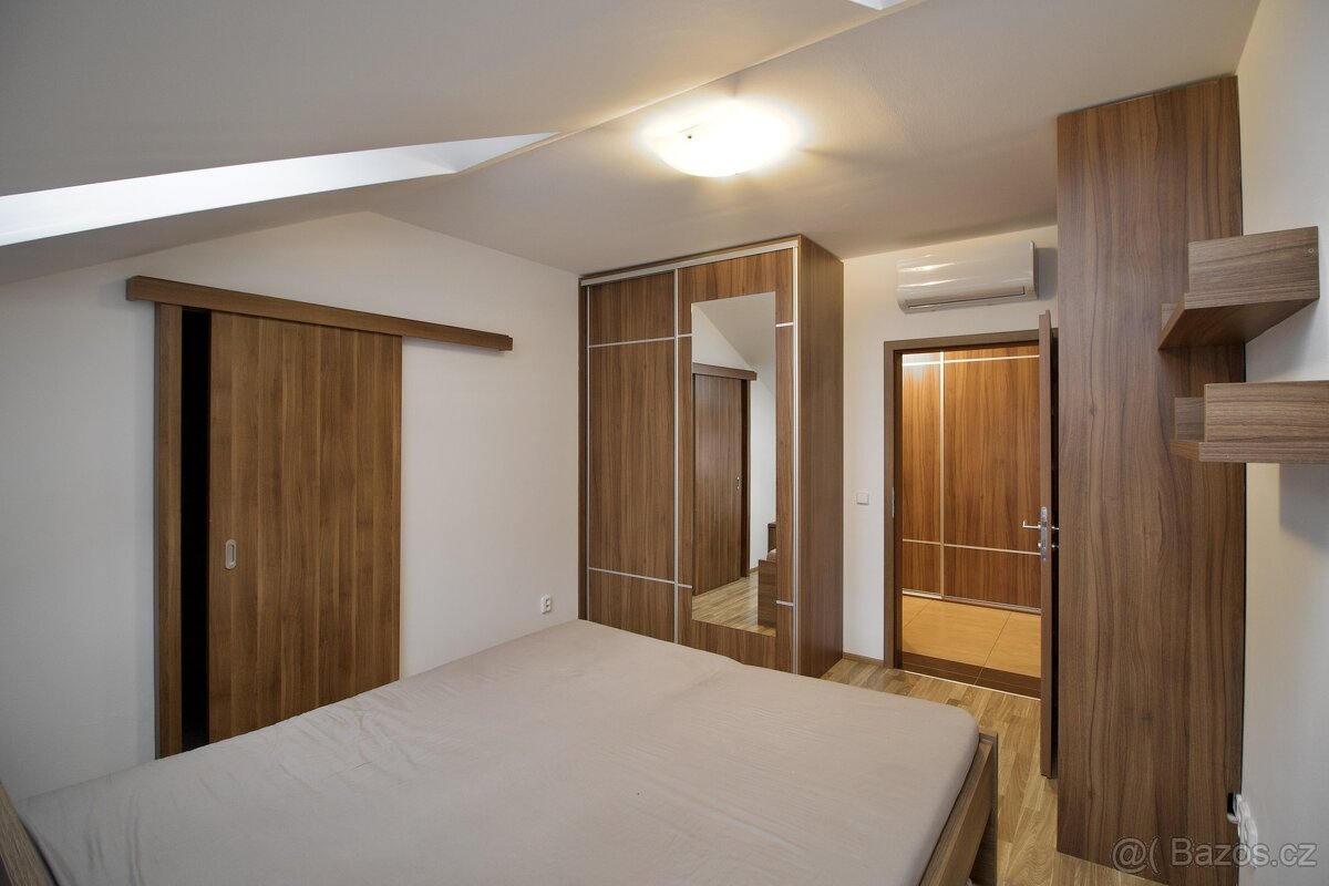 Pronájem vybaveného bytu 3+kk 85 m², Kutná Hora - Karlov - B - 12