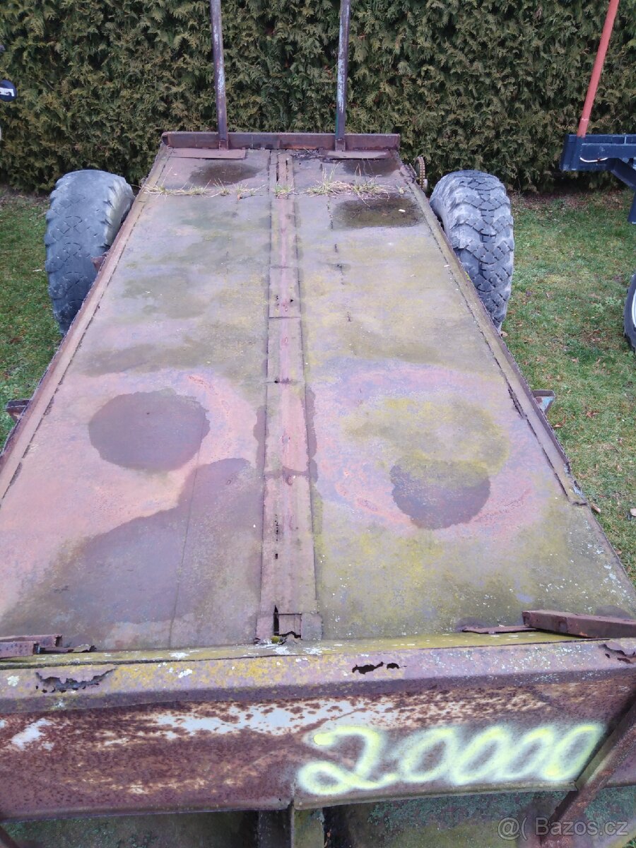 Kára, náves, vlek,5t. - 12