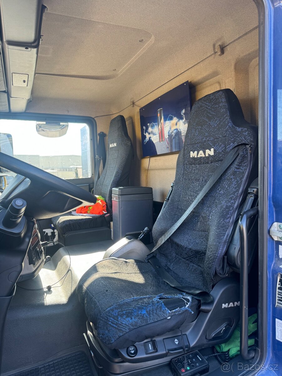 MAN TGL 12.250 BL 2018 299000 KM + ZVEDACÍ ČELO DACHSER - 12