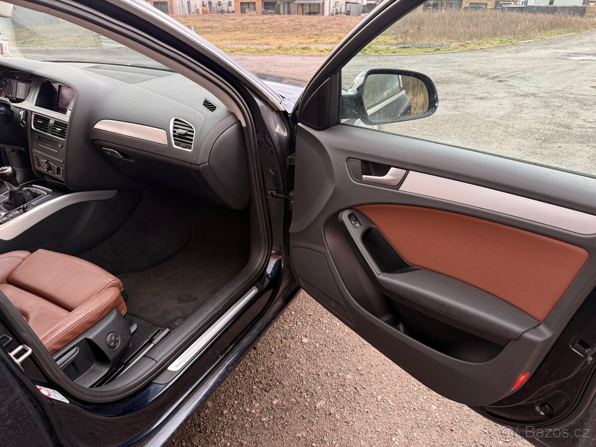 Audi A4 2.0 TDi (kožené sedačky) - 12